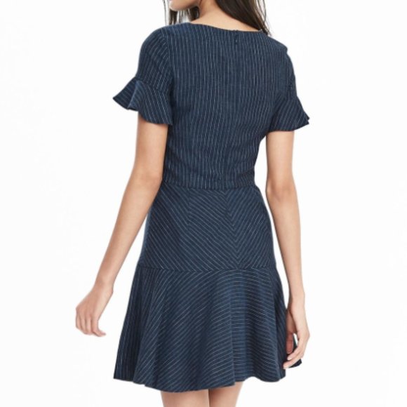 Banana Republic linen pinstripe flutter sleeve dress - Picture 2 of 7